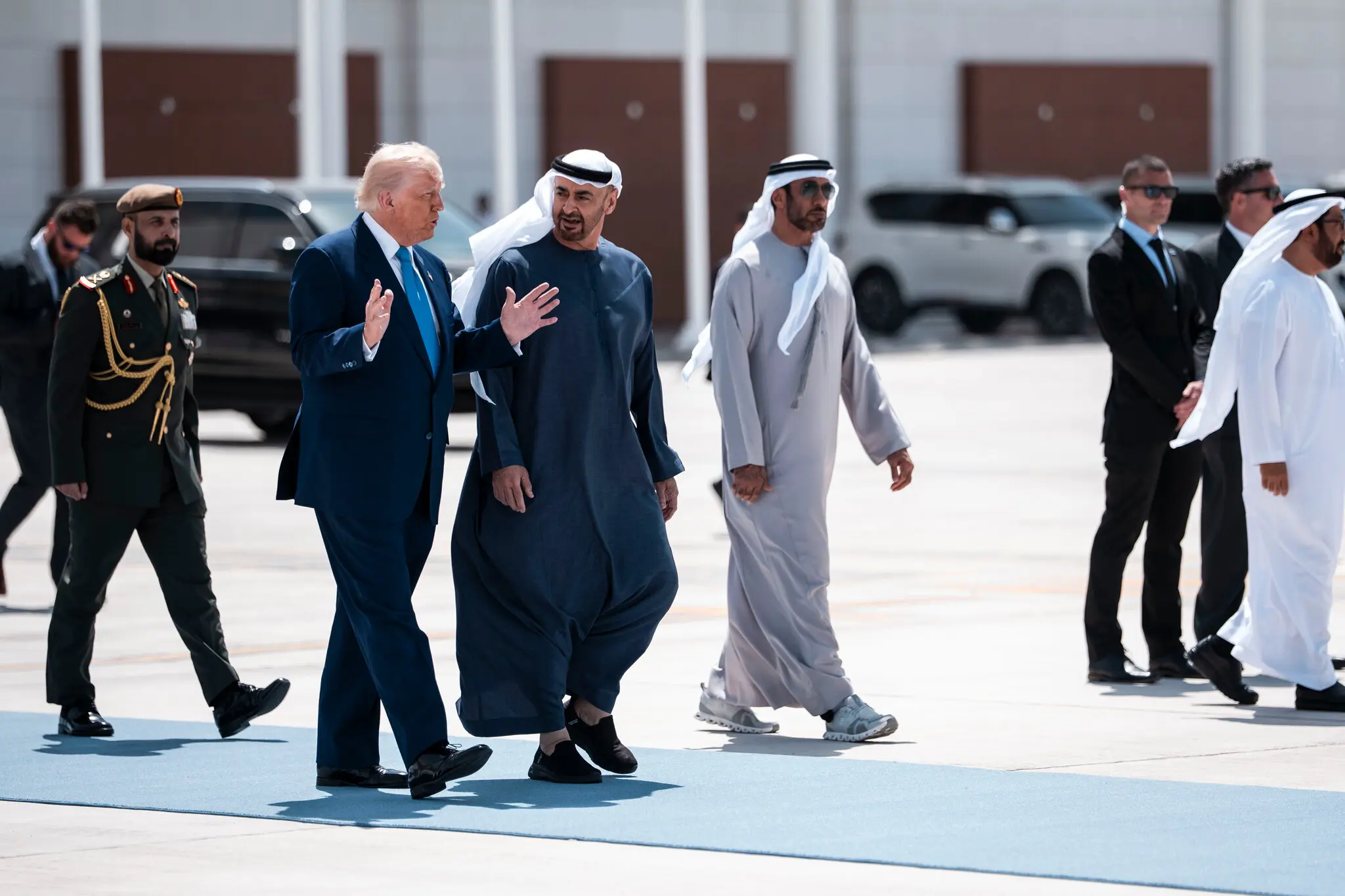 Трамп критикує безкоштовні поставки США Україні: боєприпаси могли б приносити доходи Близькому Сходу